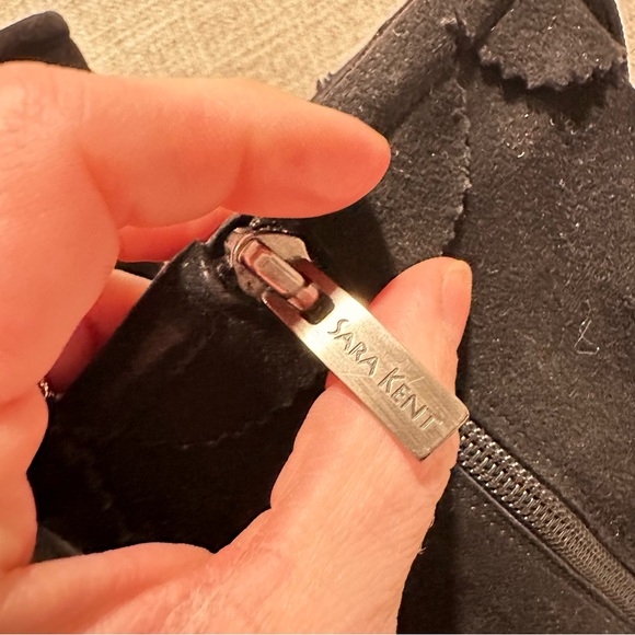 Sara Kent Suede Stiletto Boots! - Picture 9 of 11